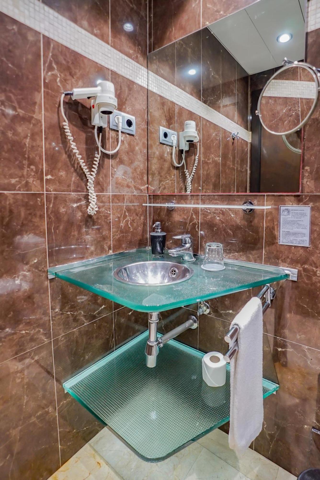 Hotel Constanza Barcelona Luaran gambar